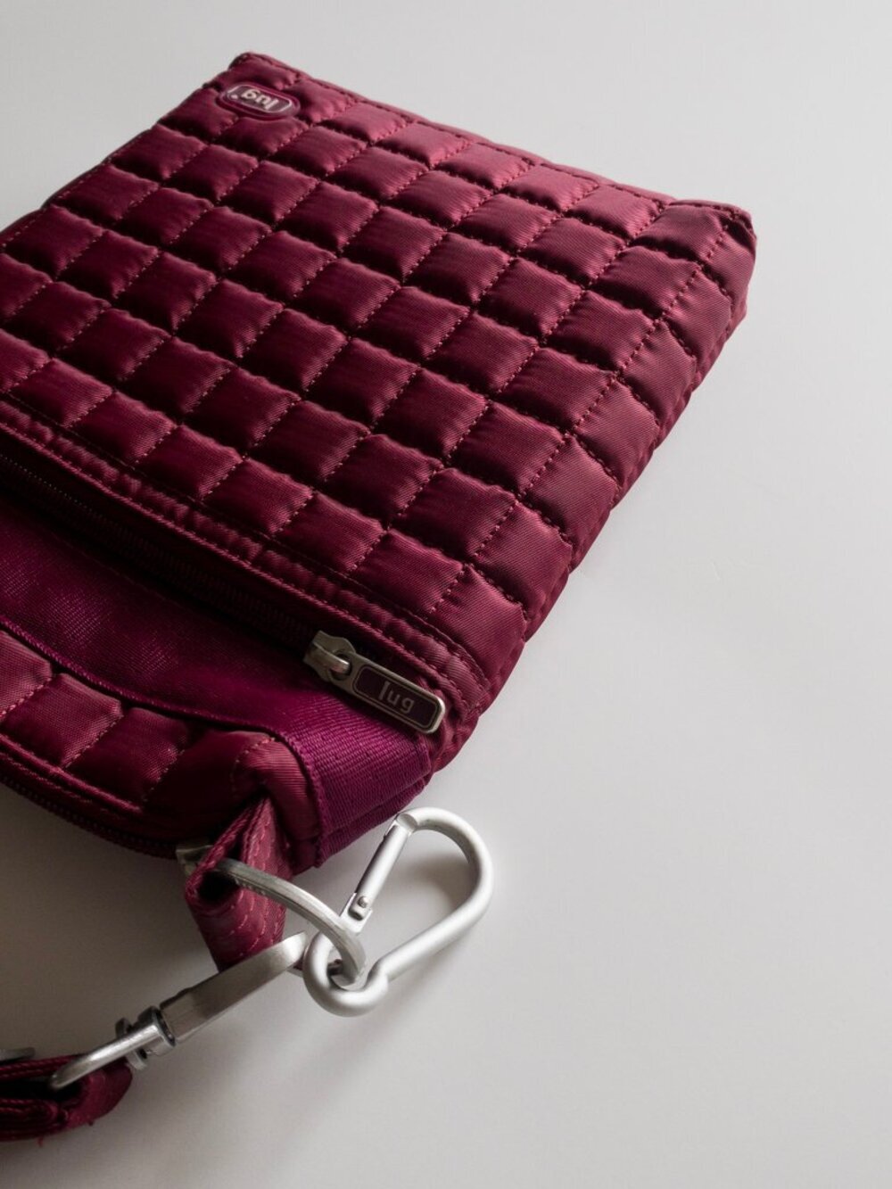 Lug Skipper Quilted Crossbody Bag Cranberry Wine Travel Organizer - Picture 5 of 17